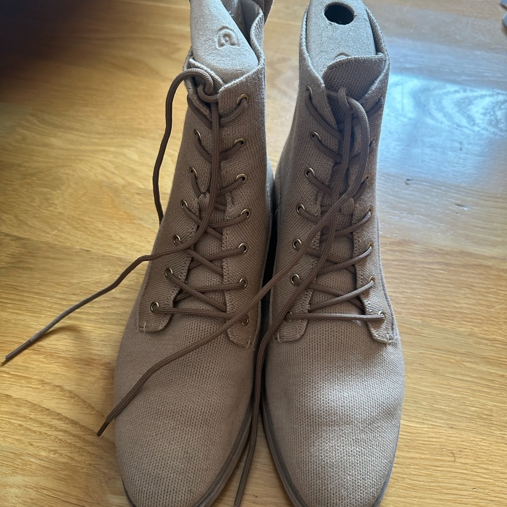 Rothy's Hickory Laced Lug Boot - Picture 9 of 14